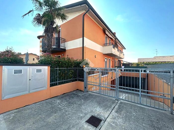 Appartamento bilocale in vendita in Isola Della Scala