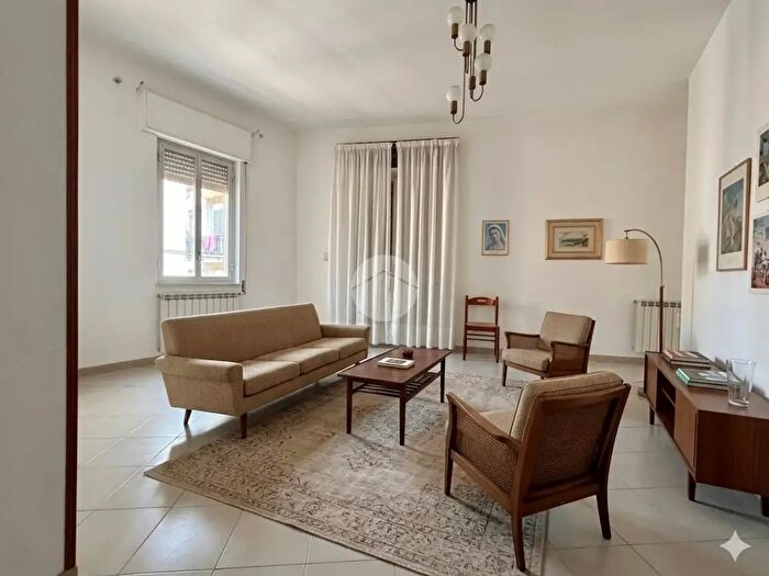 Casa con 5 locali in vendita in Via Vivona, Alcamo