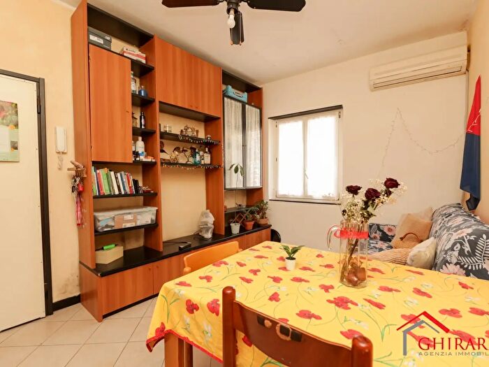 Appartamento con 5 locali in vendita in Vico Erminio, Genova
