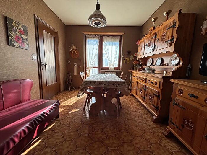 Appartamento trilocale in vendita in Via Allemagna, Paesana