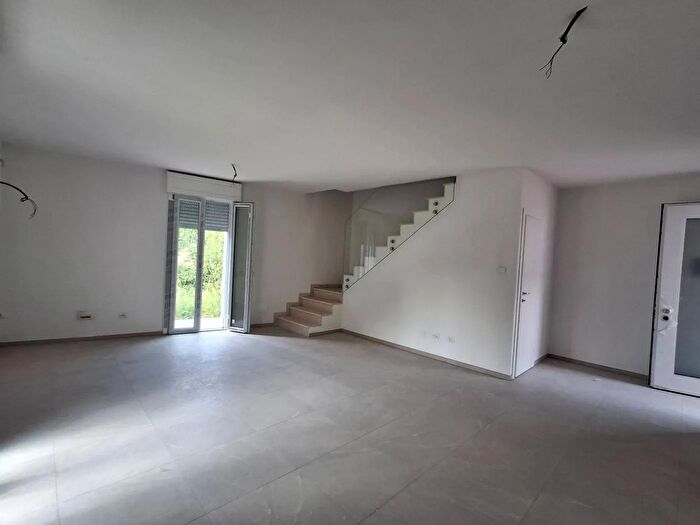 Casa quadrilocale in vendita in Via Giuseppe Verdi Castelfranco Emilia Modena, Castelfranco Emilia