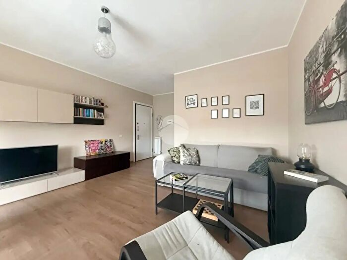 Appartamento trilocale in vendita in Via Kennedy, Triuggio