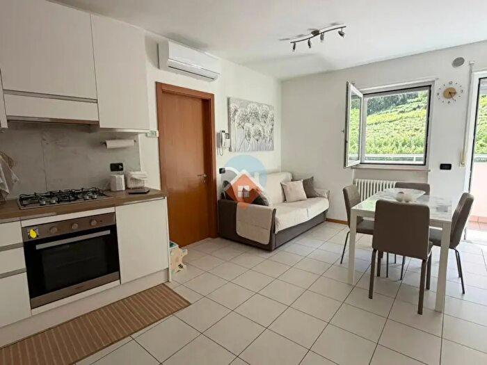 Appartamento trilocale in vendita in Via delle Piazzole, Trento