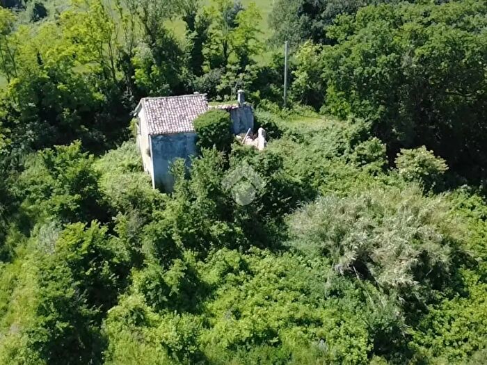 Appartamento con 6 locali in vendita in Via Casale, MontescudoMonte Colombo