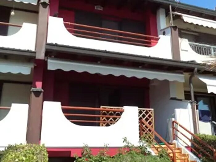 Casa con 6 locali in vendita in Latisana