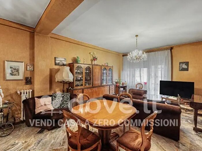 Appartamento quadrilocale in vendita in Via Padre Samuele Marzorati, Varese
