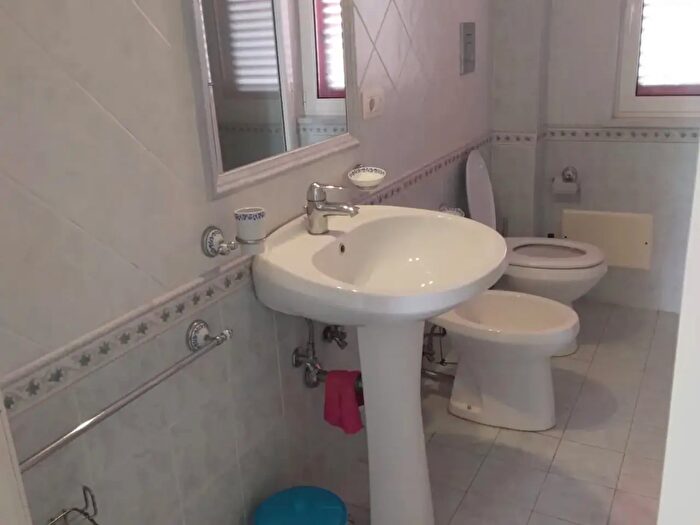 Appartamento trilocale in vendita in Formia