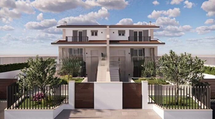 Casa quadrilocale in vendita in Roma