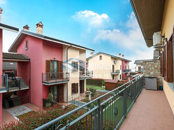 Appartamento quadrilocale in vendita in Vai Comun Nuovo, Stezzano