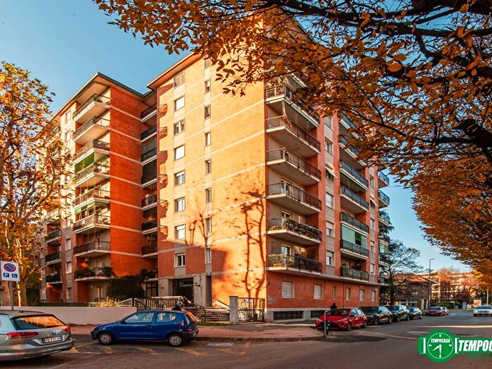 Appartamento bilocale in affitto in Via Giacomo Matteotti, Centro, Arese