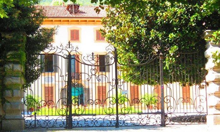 Appartamento trilocale in affitto in Via Alessandro Manzoni, Valmadrera