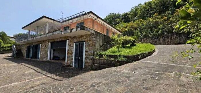 Casa con 7 locali in vendita in Strada Provinciale, Ogliastro Cilento