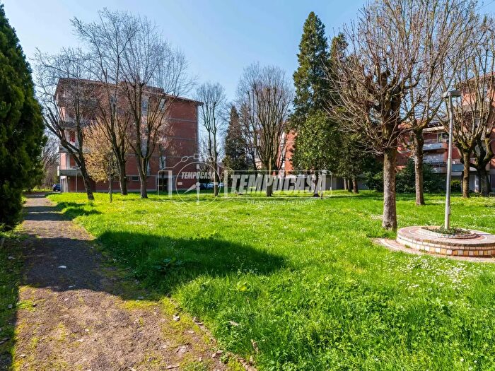 Appartamento trilocale in vendita in Via Cesare Lombroso, Reggio Emilia