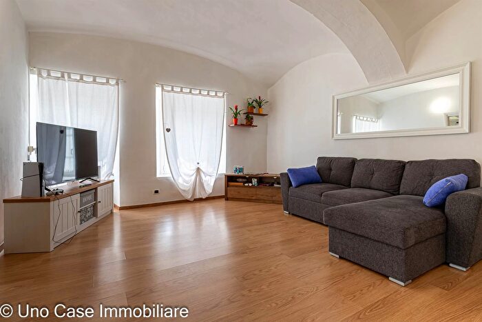 Casa quadrilocale in vendita in Palazzo Canavese, Palazzo Canavese