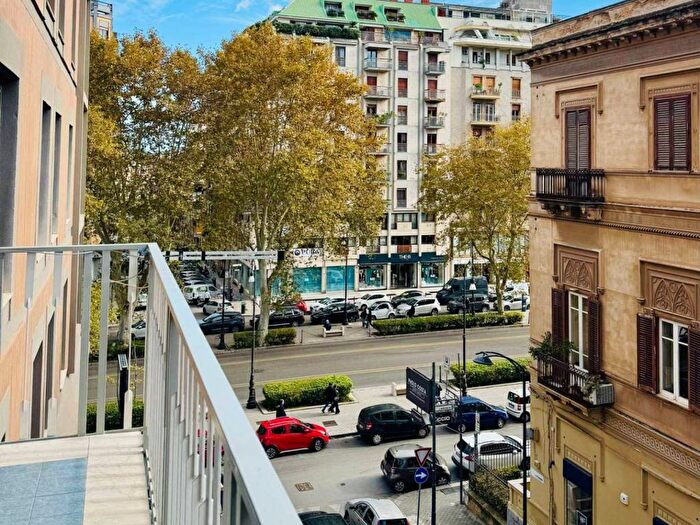 Appartamento bilocale in affitto in Via Trapani, Politeama Ruggiero Settimo, Palermo