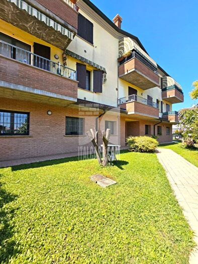 Appartamento trilocale in vendita in Via Fratelli Cervi, Curtatone