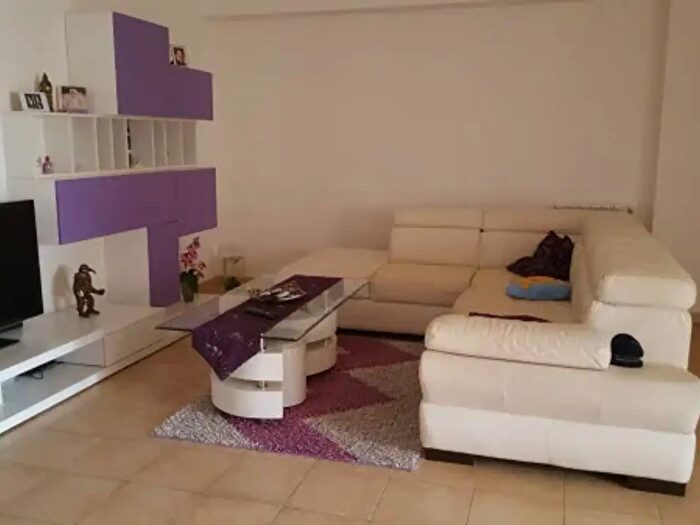 Appartamento con 6 locali in vendita in Via Arturo Toscanini, Falcone
