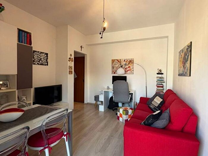 Appartamento bilocale in affitto in Via Savona, Giambellino, Milano