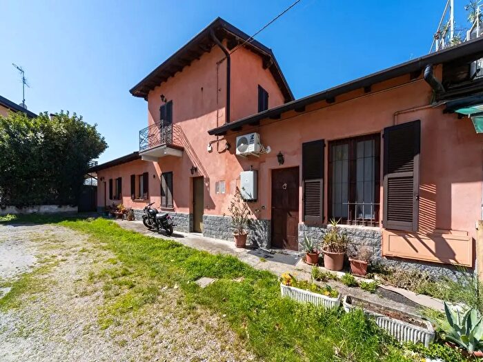 Appartamento monolocale in affitto in Via Luciano Manara, Monza