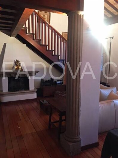 Appartamento trilocale in affitto in Via dei Savonarola, Savonarola Ponte Molino, Padova