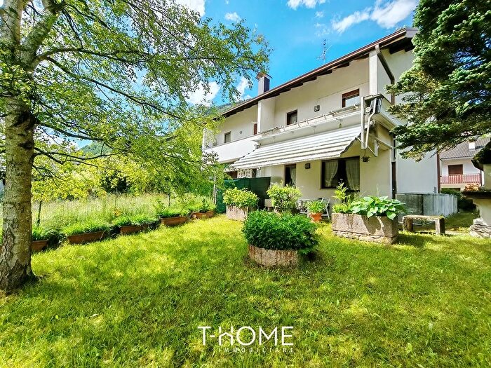 Casa con 5 locali in vendita in Pieve Tesino