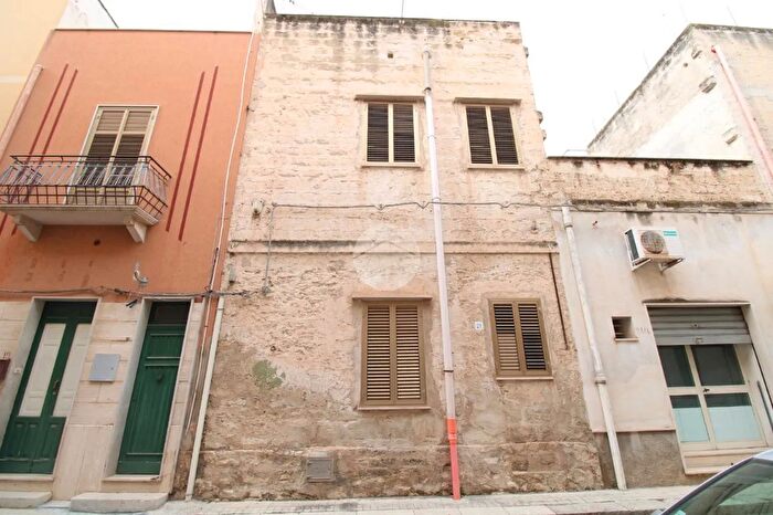 Casa con 5 locali in vendita in Via G Marconi, Trapani
