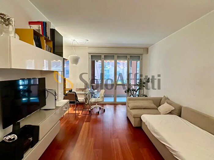 Appartamento con 5 locali in affitto in Via Donna Prassede, Milano