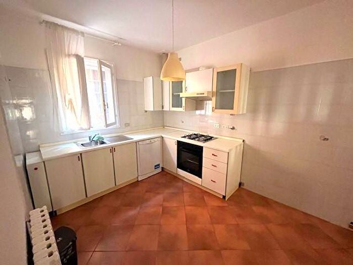 Appartamento quadrilocale in affitto in Via Castelfidardo, Centro, Castel San Pietro Terme