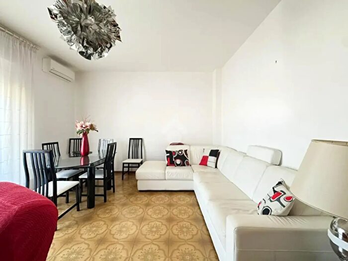 Appartamento quadrilocale in vendita in Via Petrarca, Vasto