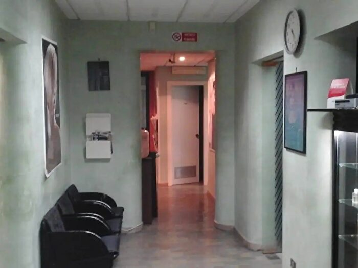 Appartamento con 6 locali in vendita in Via Maresciallo Armando Diaz, Palermo