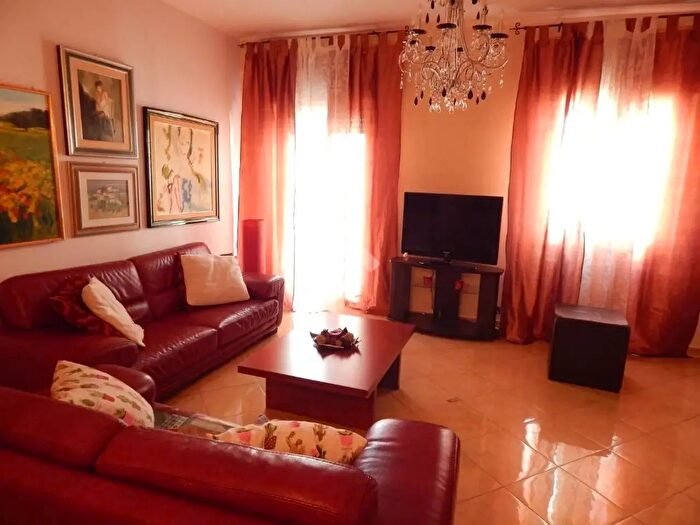 Appartamento quadrilocale in affitto in Via Pastrengo, Brindisi
