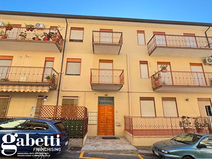 Appartamento con 5 locali in vendita in Via Crispi, Gioiosa Marea