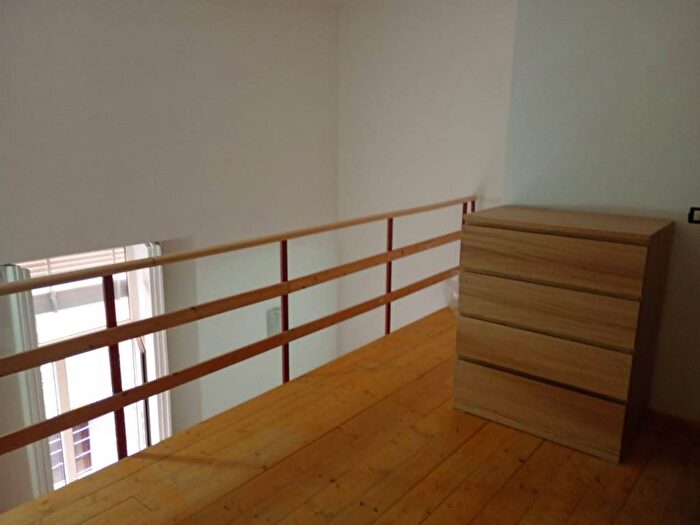 Appartamento bilocale in affitto in via settembrini, Tribunali, Napoli