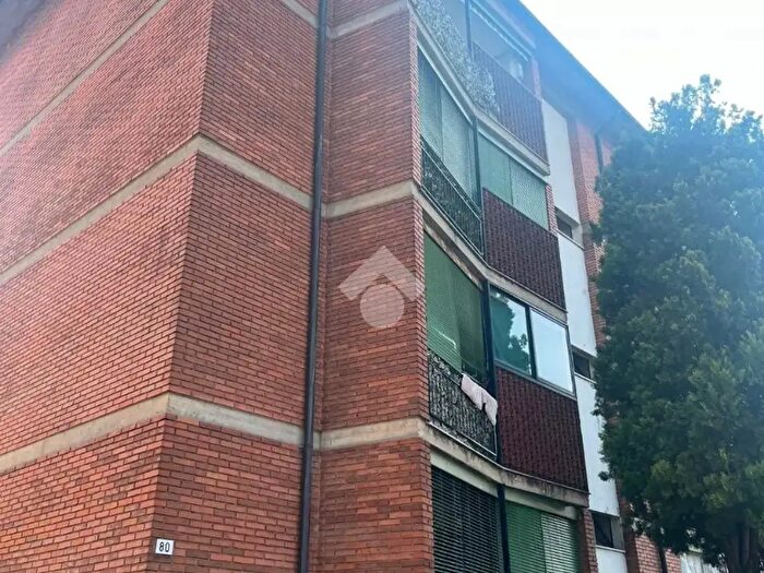 Appartamento trilocale in vendita in Via Savona, Sesto San Giovanni