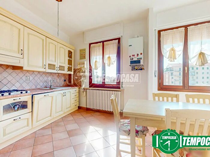 Appartamento trilocale in vendita in Valenza