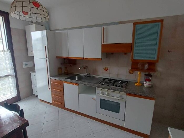 Casa quadrilocale in affitto in Via Brunelli, Centro, Baricella