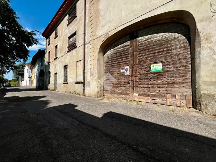 Casa con 5 locali in vendita in Via IV Novembre, Castelleone