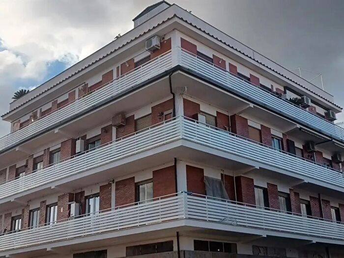 Appartamento trilocale in vendita in Via Donato Bartolomeo, Roma