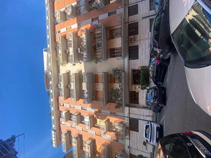 Appartamento trilocale in vendita in Via Giovanni Negri, Salerno