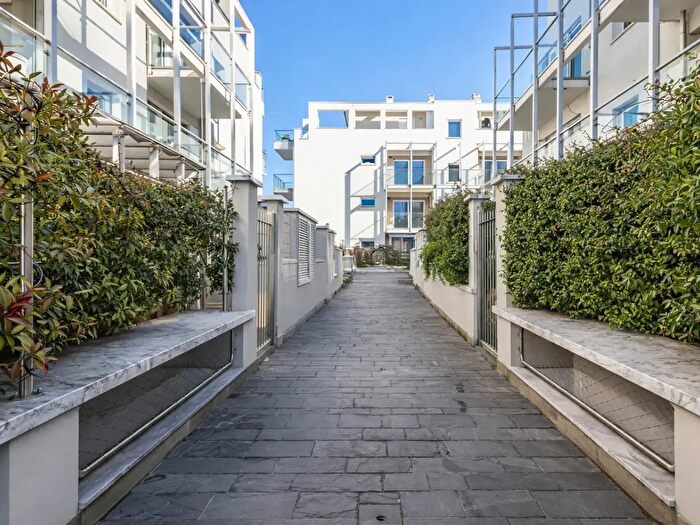 Appartamento trilocale in vendita in Ia Magliano, Massa