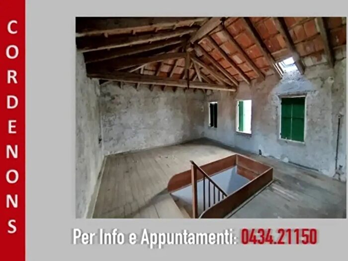 Casa con 5 locali in vendita in Cordenons