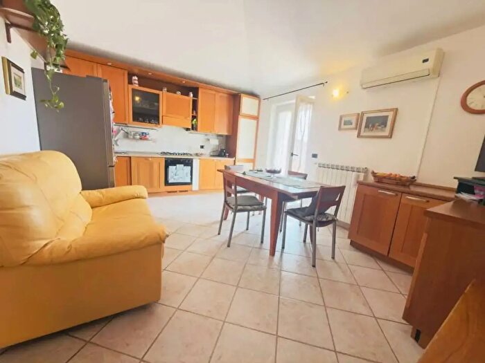 Appartamento con 5 locali in vendita in Olmedo
