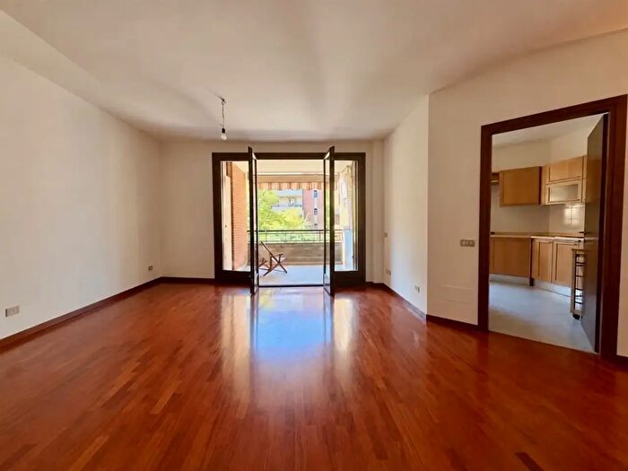 Appartamento trilocale in vendita in Via Adda, Concorezzo