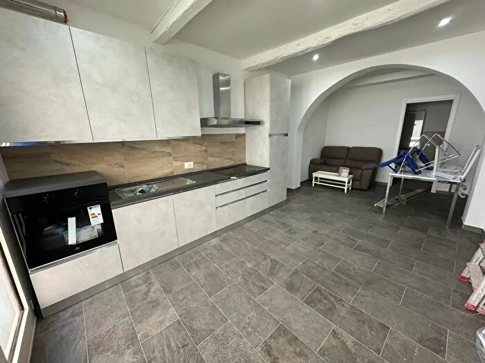 Appartamento trilocale in affitto in Lungo Le Mura, Cascina