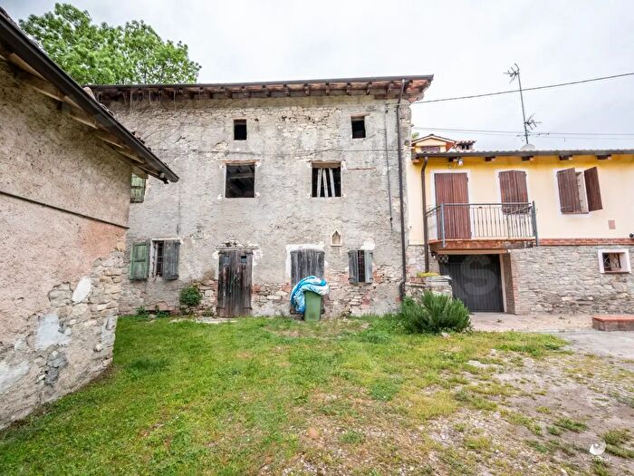 Casa trilocale in vendita in Maranello