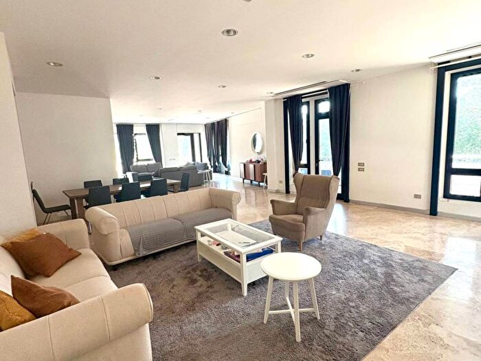 Appartamento con 5 locali in affitto in Via Misurina, Cortina d'Ampezzo, Roma