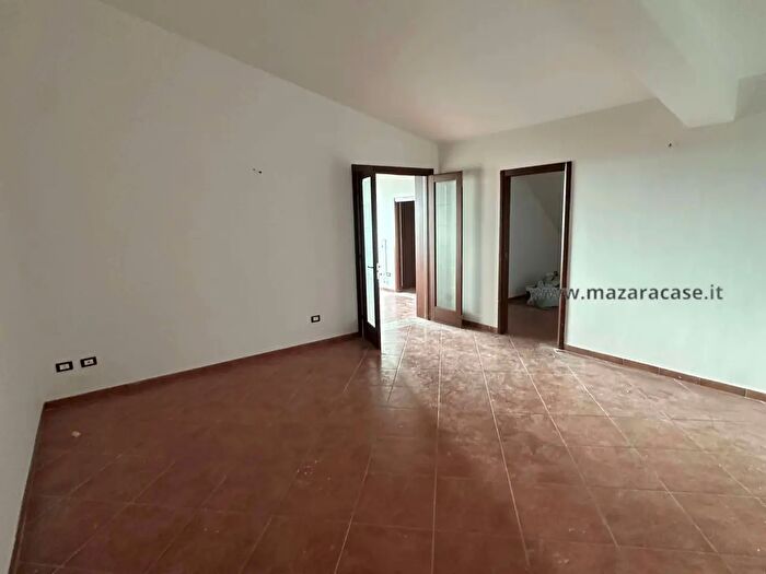 Appartamento con 5 locali in vendita in Mazara Del Vallo