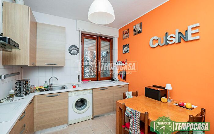 Case in Vendita e in Affitto - 2