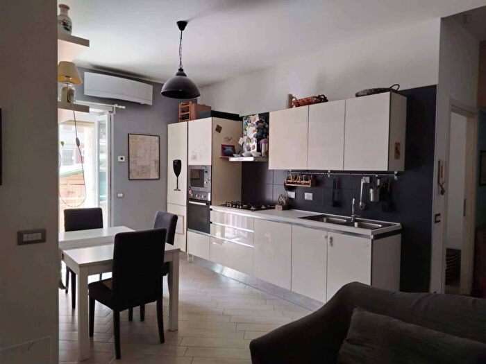 Appartamento trilocale in affitto in Via Angelo della Pergola, Pigneto, Roma