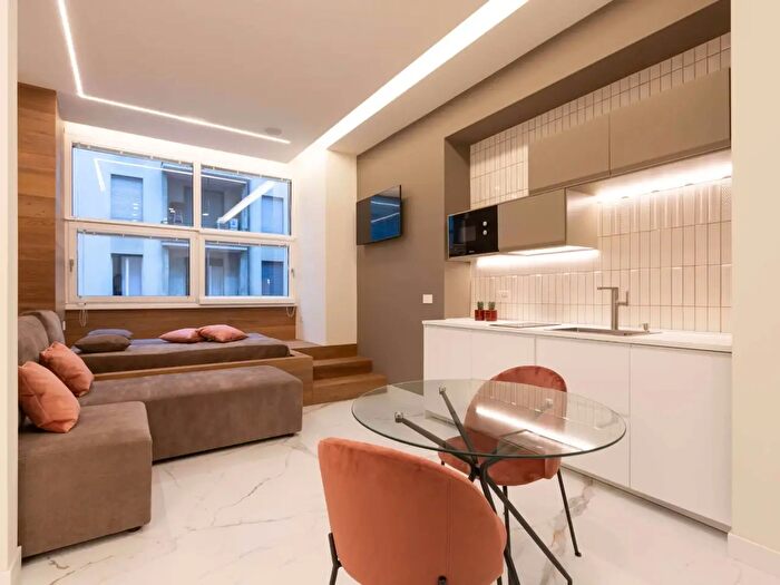 Appartamento monolocale in affitto in Via Francesco Daverio, Milano